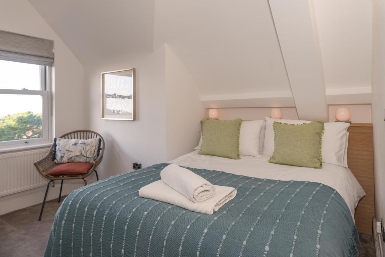 Appartement Larkrise - 3 Bed Penthouse-Sleeps 6-Tjslr à Woolacombe Extérieur photo